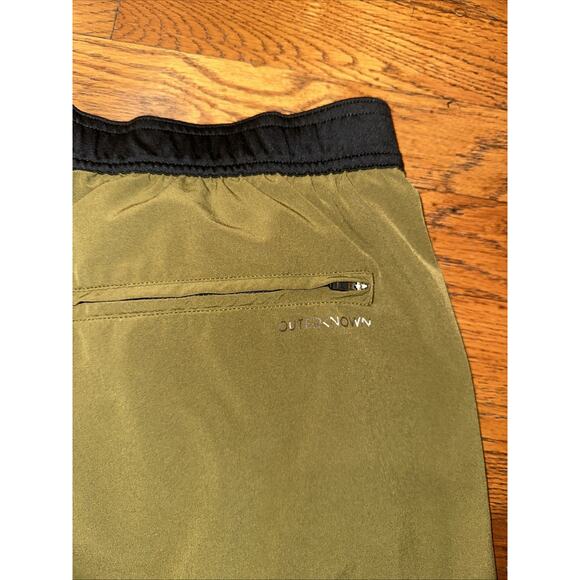 Outerknown Active Shorts XL Olive Green - Picture 14 of 14